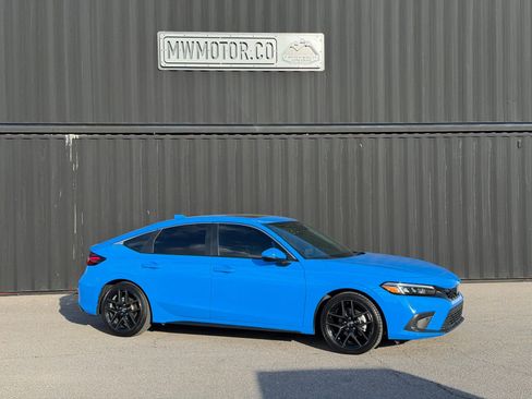 Used 2024 Honda Civic Sport Touring image 1