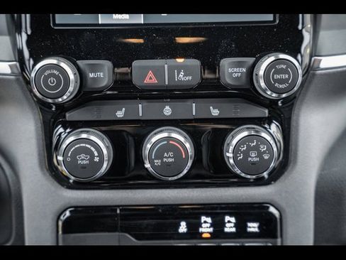 New 2025 RAM 1500 Big Horn image 27