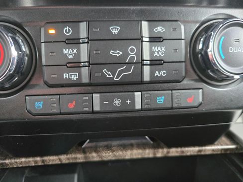 Used 2017 Ford F350 Lariat w/ FX4 4x4 Off Road Package image 19