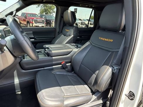 Used 2026 Ford Expedition Tremor AWD/4WD image 22