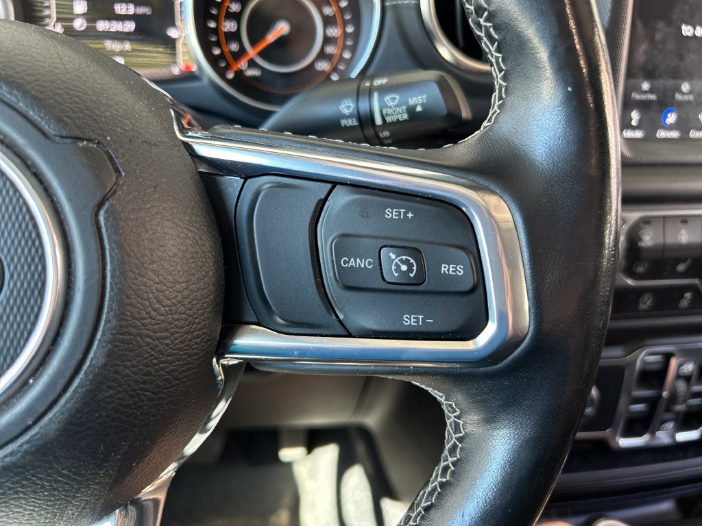Used 2020 Jeep Gladiator Overland AWD/4WD image 22