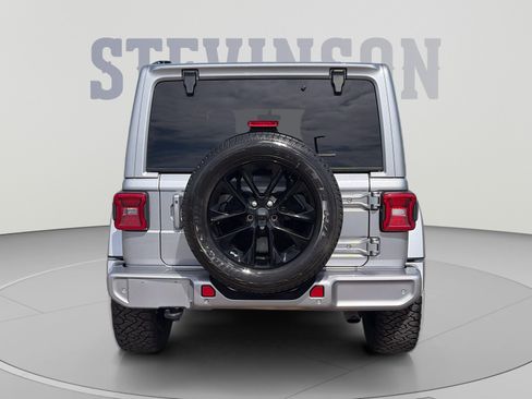 Used 2021 Jeep Wrangler Unlimited Sahara AWD/4WD image 7