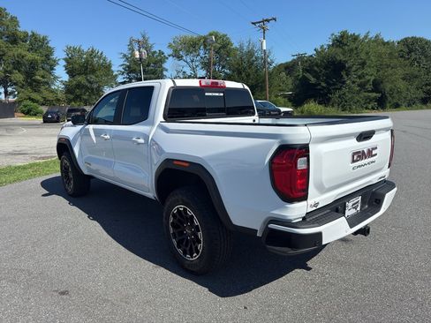 New 2026 GMC Canyon AT4 w/ Technology Plus Package AWD/4WD image 4