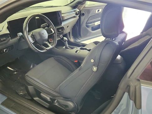 Used 2025 Ford Mustang GT RWD image 22