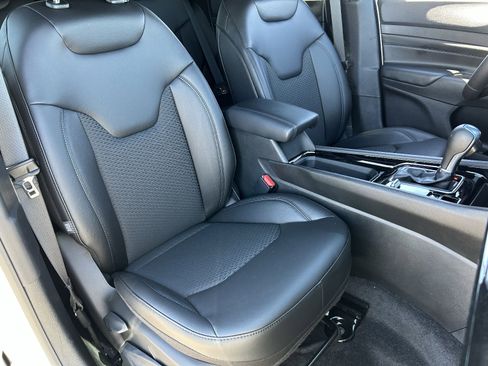 New 2026 Jeep Compass Latitude image 7