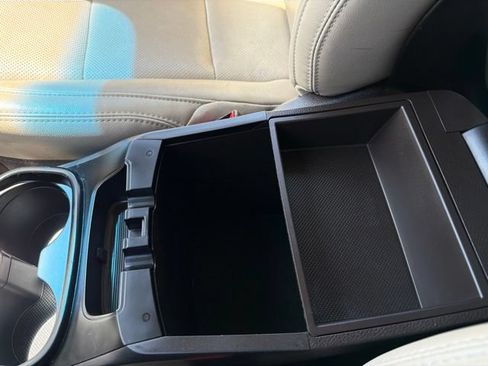 Used 2018 Hyundai Santa Fe Sport FWD image 27