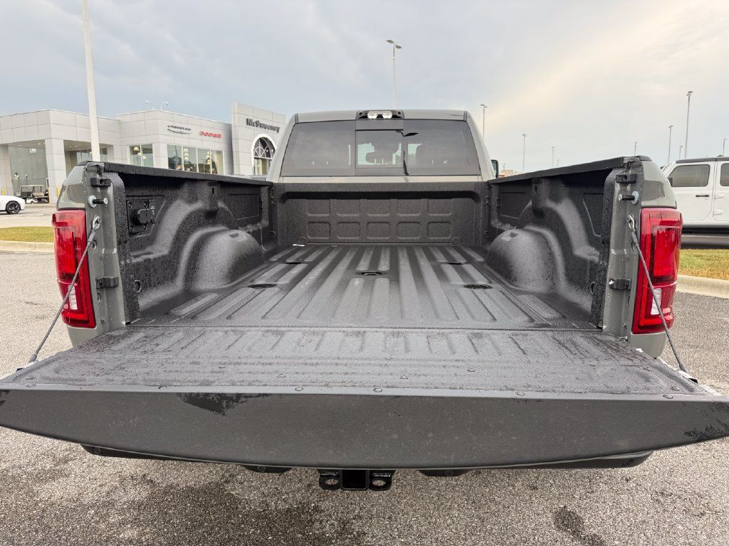 New 2027 RAM 3500 Laramie w/ Night Edition AWD/4WD image 22