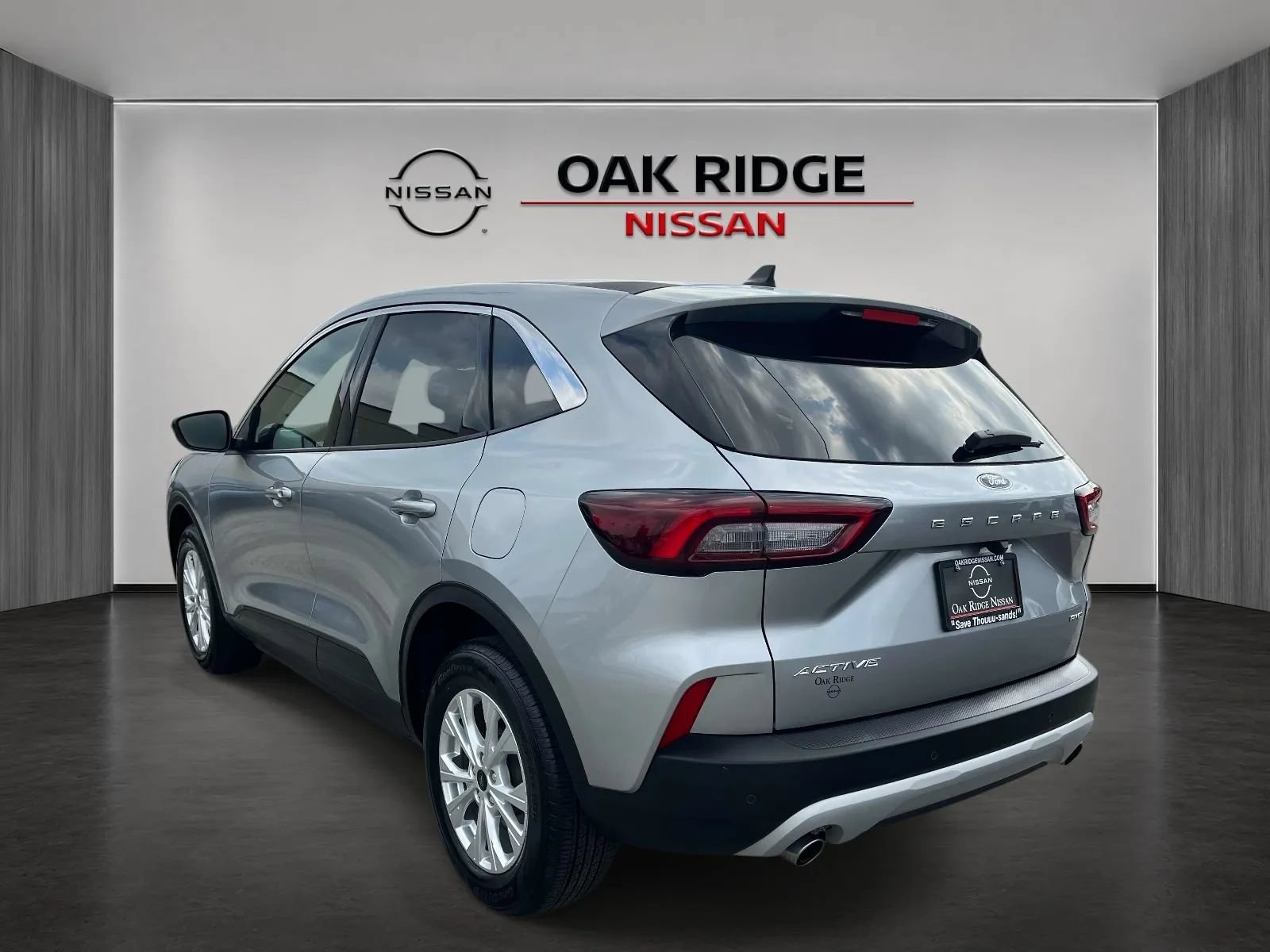 Used 2023 Ford Escape Active w/ Tech Pack #2 AWD/4WD image 5