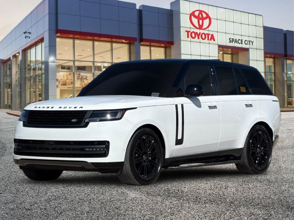 Used 2025 Land Rover Range Rover SE AWD/4WD image 2
