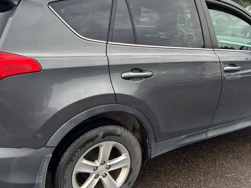 Used 2014 Toyota RAV4 XLE AWD/4WD image 9