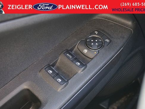 Used 2018 Ford EcoSport SE w/ SE Convenience Package FWD image 28