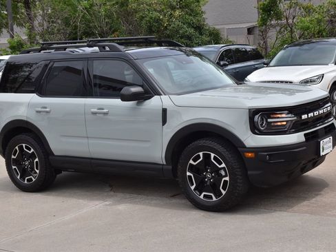 Used 2023 Ford Bronco Sport Outer Banks w/ Tech Package AWD/4WD image 5