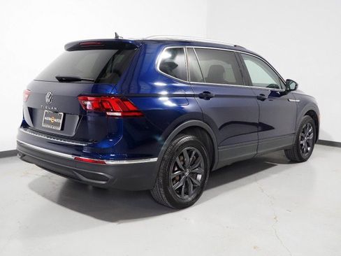 Used 2023 Volkswagen Tiguan SE FWD image 5