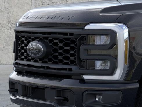 New 2025 Ford F350 Lariat w/ Lariat Ultimate Package AWD/4WD image 17