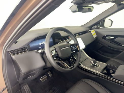 New 2026 Land Rover Range Rover Evoque Dynamic SE image 4