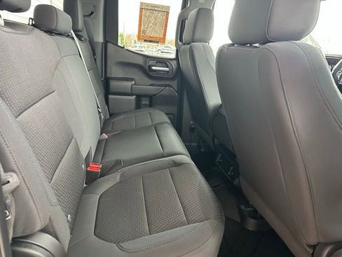 Used 2020 Chevrolet Silverado 1500 Custom w/ Custom Value Package image 21