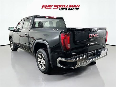 Used 2025 GMC Sierra 1500 SLT image 5