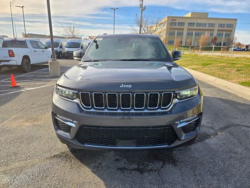 New 2025 Jeep Grand Cherokee Limited image 10