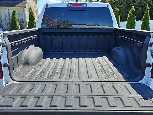 Used 2021 RAM 1500 Laramie AWD/4WD image 34
