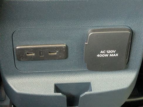 New 2025 Ford Maverick Lariat image 15