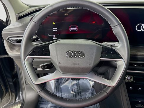 Certified 2025 Audi Q5 Premium w/ Convenience Package image 13
