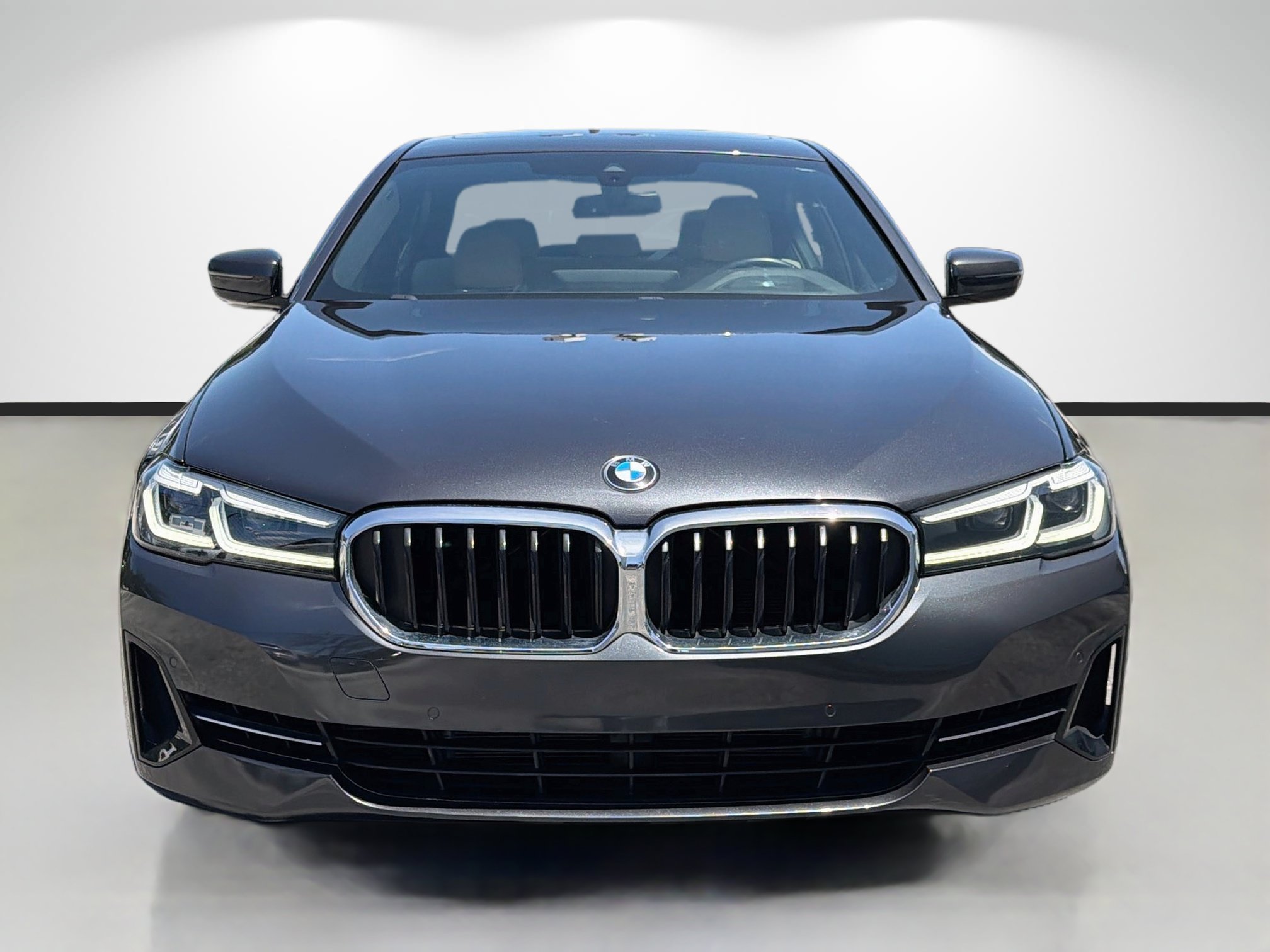 Used 2023 BMW 540i w/ Premium Package RWD image 8