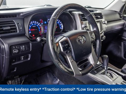 Used 2015 Toyota 4Runner SR5 image 4