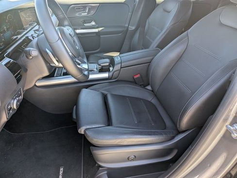 Used 2023 Mercedes-Benz GLA 250 image 15