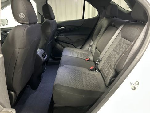 Used 2024 Chevrolet Equinox LT image 23