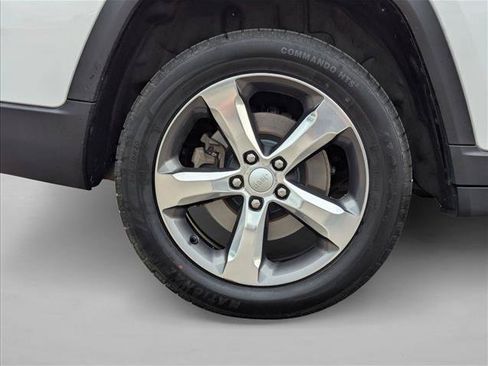 Used 2021 Jeep Grand Cherokee L Limited AWD/4WD image 24