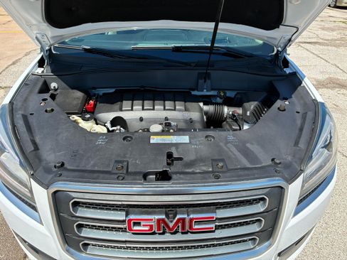 Used 2017 GMC Acadia Limited SLT AWD/4WD image 13