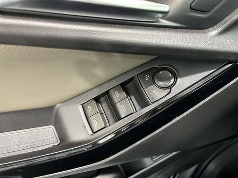 New 2026 Chevrolet Equinox LT w/ Convenience Package II FWD image 29