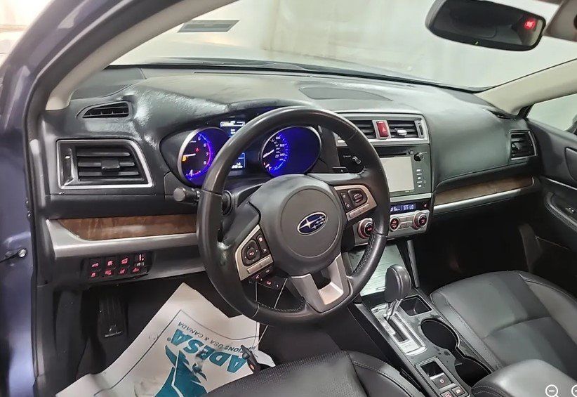 Used 2016 Subaru Outback 2.5i Limited AWD/4WD image 8