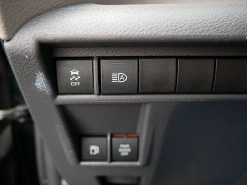 Certified 2021 Toyota Sienna LE FWD image 22