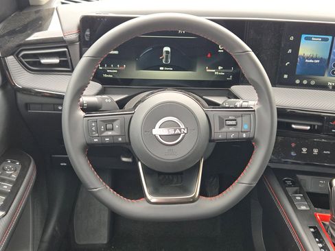 New 2026 Nissan Kicks SR FWD image 16