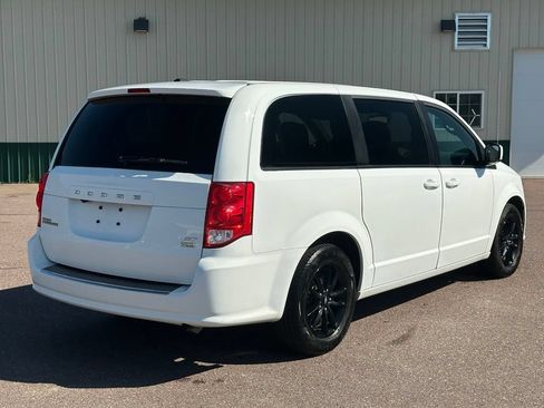 Used 2019 Dodge Grand Caravan GT FWD image 6