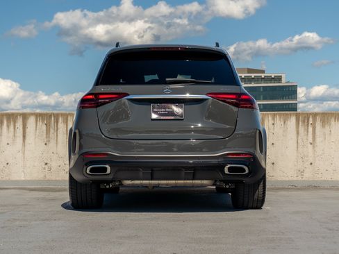 Certified 2026 Mercedes-Benz GLE 450 4MATIC image 5