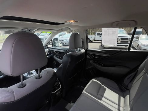 Used 2020 Subaru Outback Limited image 26