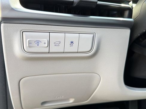 Used 2025 Hyundai Tucson SEL FWD image 19