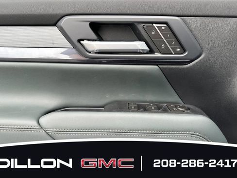 New 2026 GMC Terrain AT4 w/ Convenience Package III AWD/4WD image 11