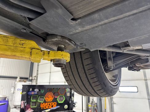 Used 2004 Porsche 911 Carrera image 35