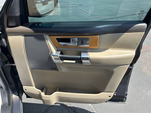 Used 2015 Land Rover LR4 HSE LUX AWD/4WD image 30
