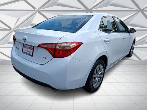 Used 2019 Toyota Corolla LE image 10