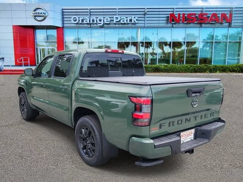 New 2026 Nissan Frontier SV w/ Tow Package AWD/4WD image 3