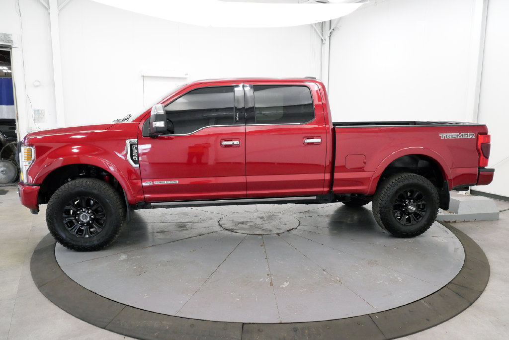Used 2022 Ford F350 Platinum w/ Tremor Off-Road Package AWD/4WD image 5