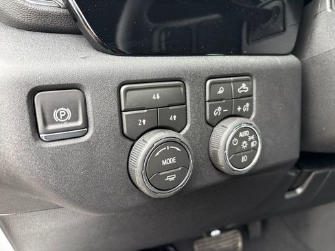 New 2026 Chevrolet Silverado 3500 LT w/ Texas Edition AWD/4WD image 12