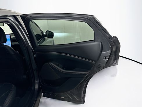 Used 2023 Ford Mustang Mach-E Select image 29