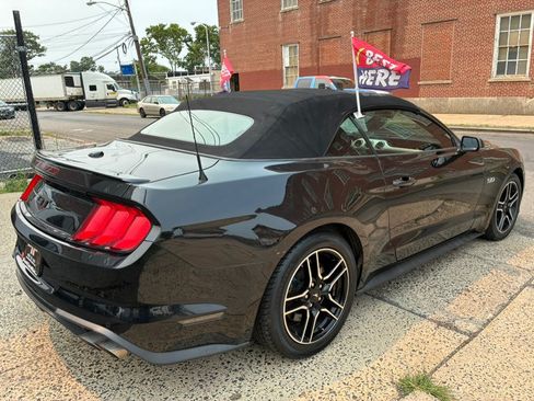 Used 2019 Ford Mustang GT Premium RWD image 7