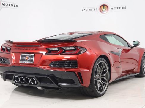 Used 2023 Chevrolet Corvette Z06 image 3