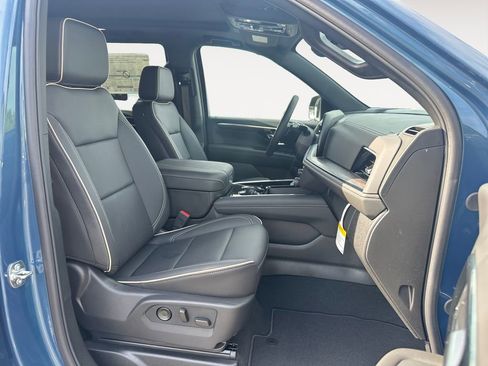 New 2026 Chevrolet Tahoe Premier AWD/4WD image 24